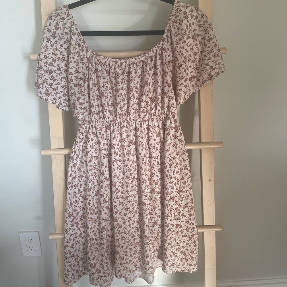 Pinkblush maternity dress in size medium - Picture 7 of 7